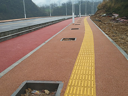 重庆巫溪风马大道彩色透水混凝土施工