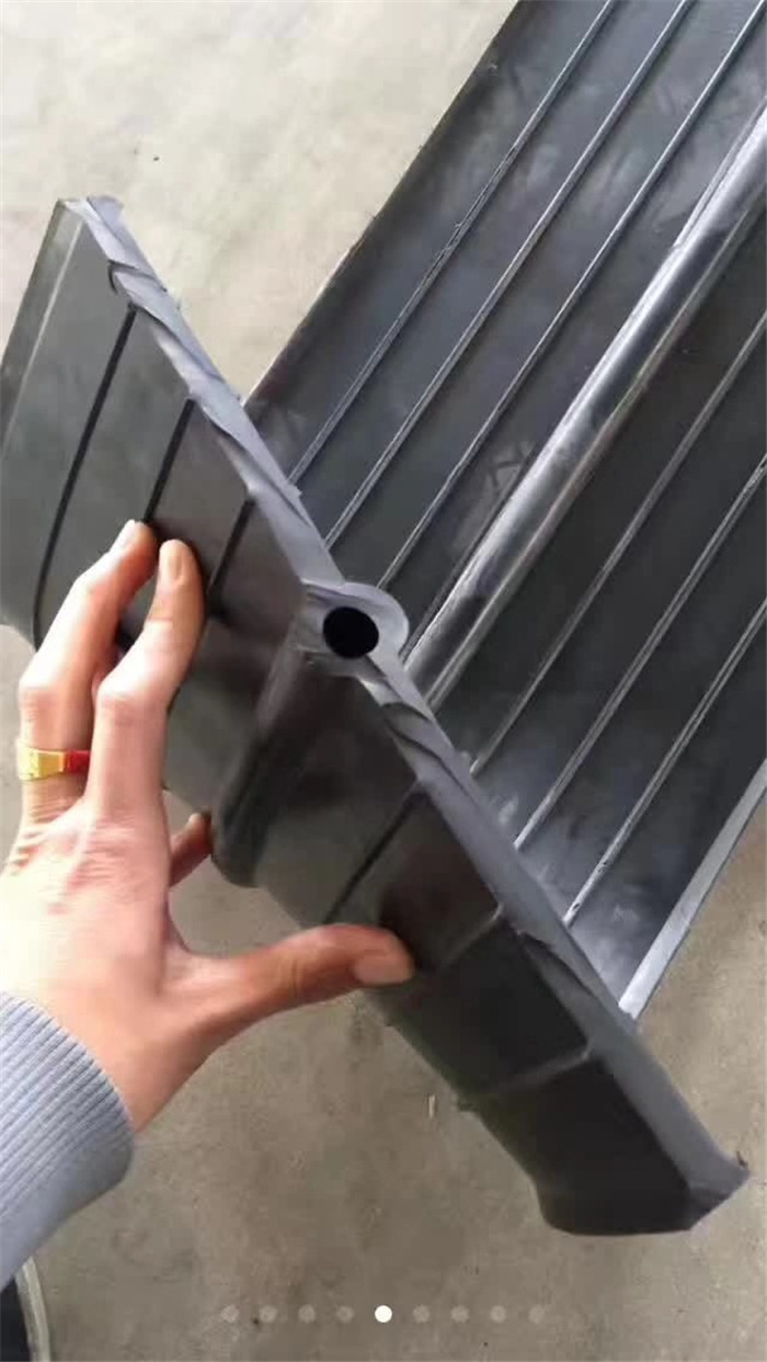 止水钢板施工完后洞口怎么处理？