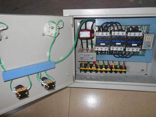 高壓配電柜使用維護注意事項