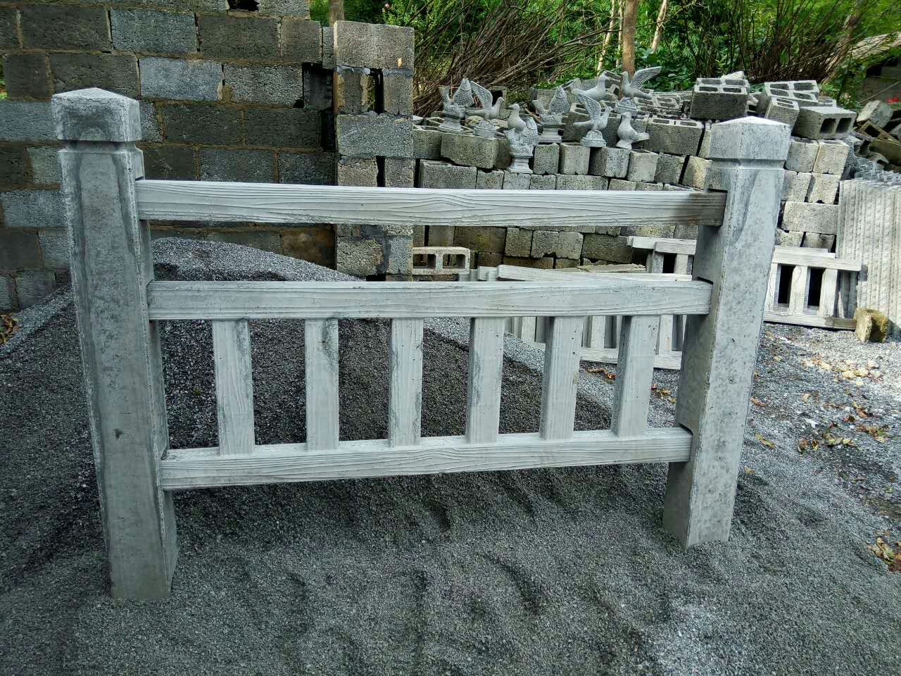 环保水泥围栏在乡村建设的重要作用