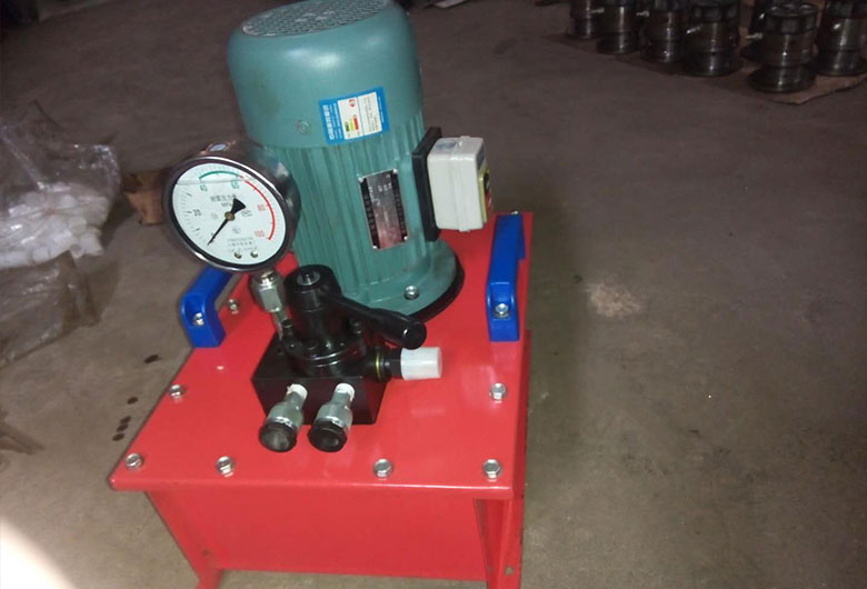 液压泵的排量和流量