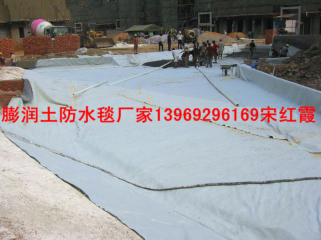 新型HDPE膨润土防水毯料在在水利工程的应用