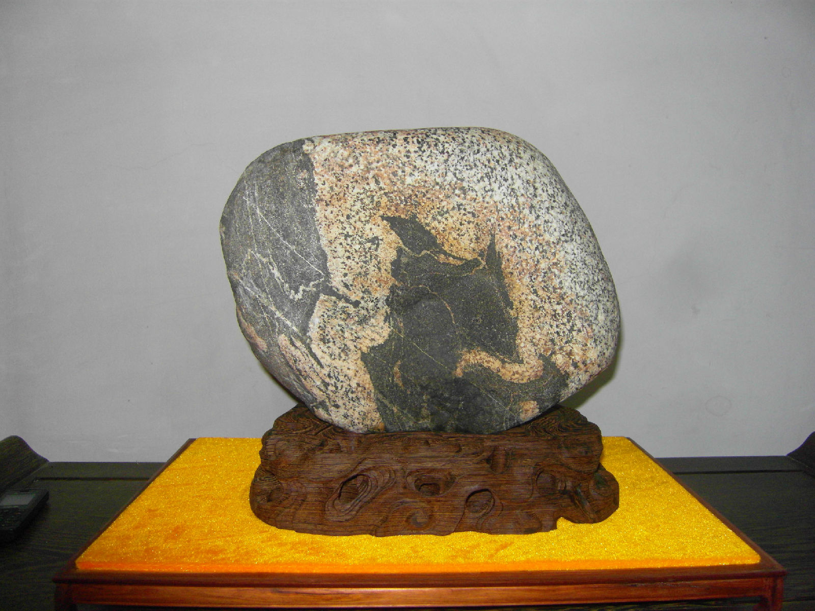 济南最好的精品泰山石商家讲解泰城奇石哪里可以买到且对广泛爱好者的吸引