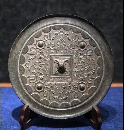  春秋战国时期的青铜器——铜镜