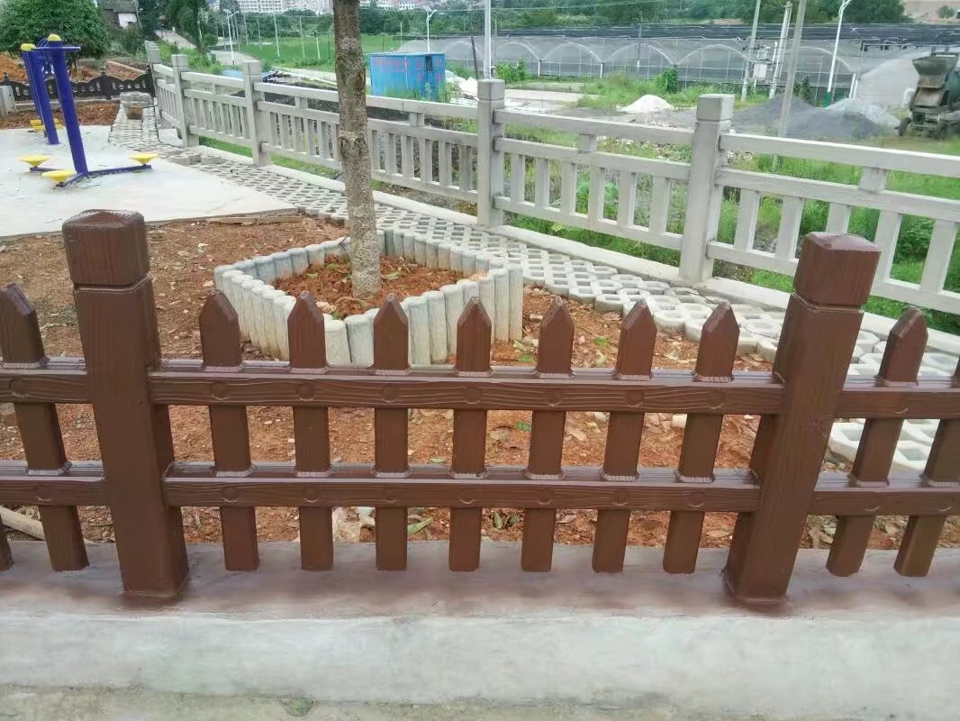 郑州仿木护栏厂使用富海建站系统做百度推广