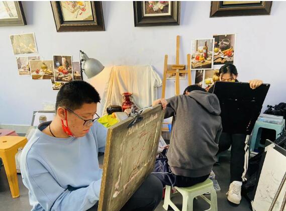 绵阳画室美术高考培训机构选择富海360做seo网站建设