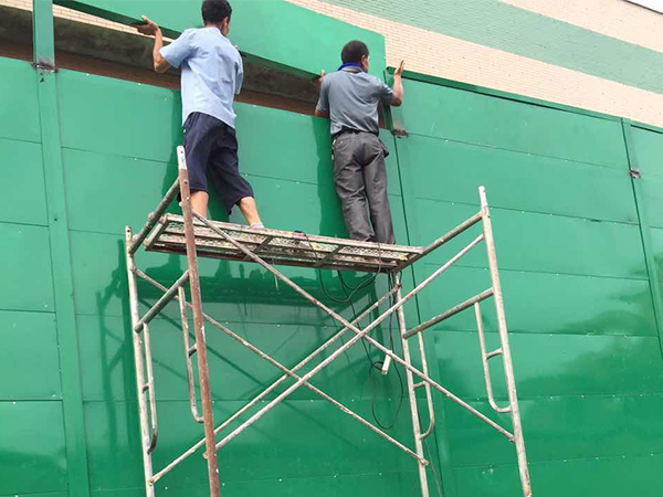 探析福建护栏板放样及安装