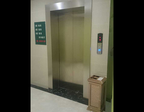 居民电梯