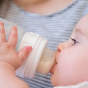 你知道宝宝呕吐常见的原因有哪些吗？