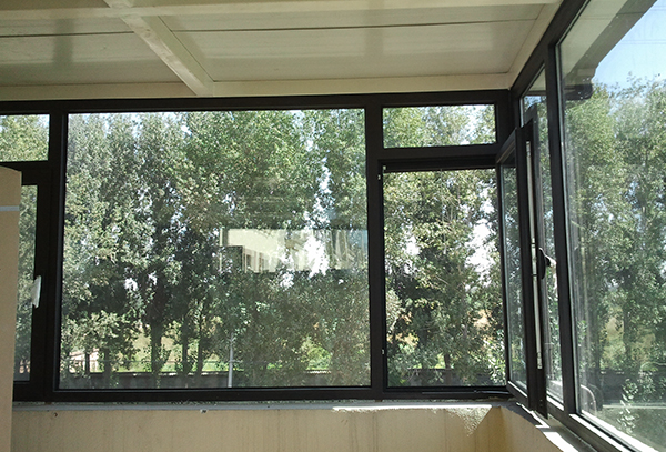 桂林铝合金门窗批发_门窗选购要与整个家庭环境兼容