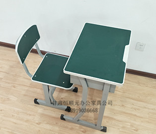 兰州中小学课桌椅厂家 兰州中小学课桌椅厂家