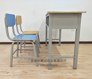甘肃小学双人课桌椅