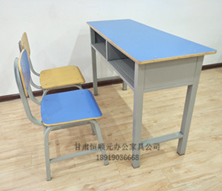甘肃便宜小学生双人课桌椅
