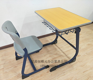 甘肃学生钢木课桌椅