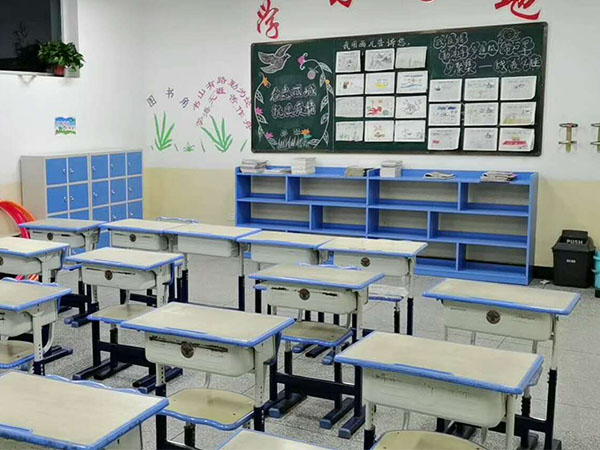 富民小学提供课桌椅配置安装