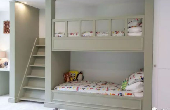 高低床实用省空间！儿童房照着装就对了