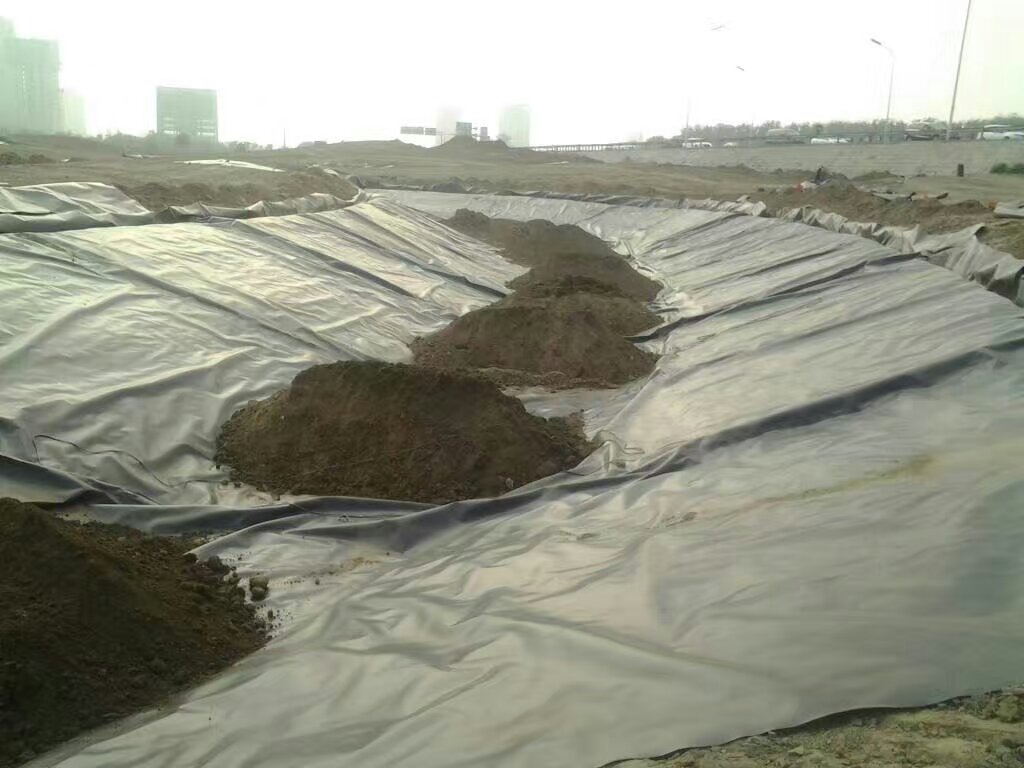 兰州复合土工膜防水层体
