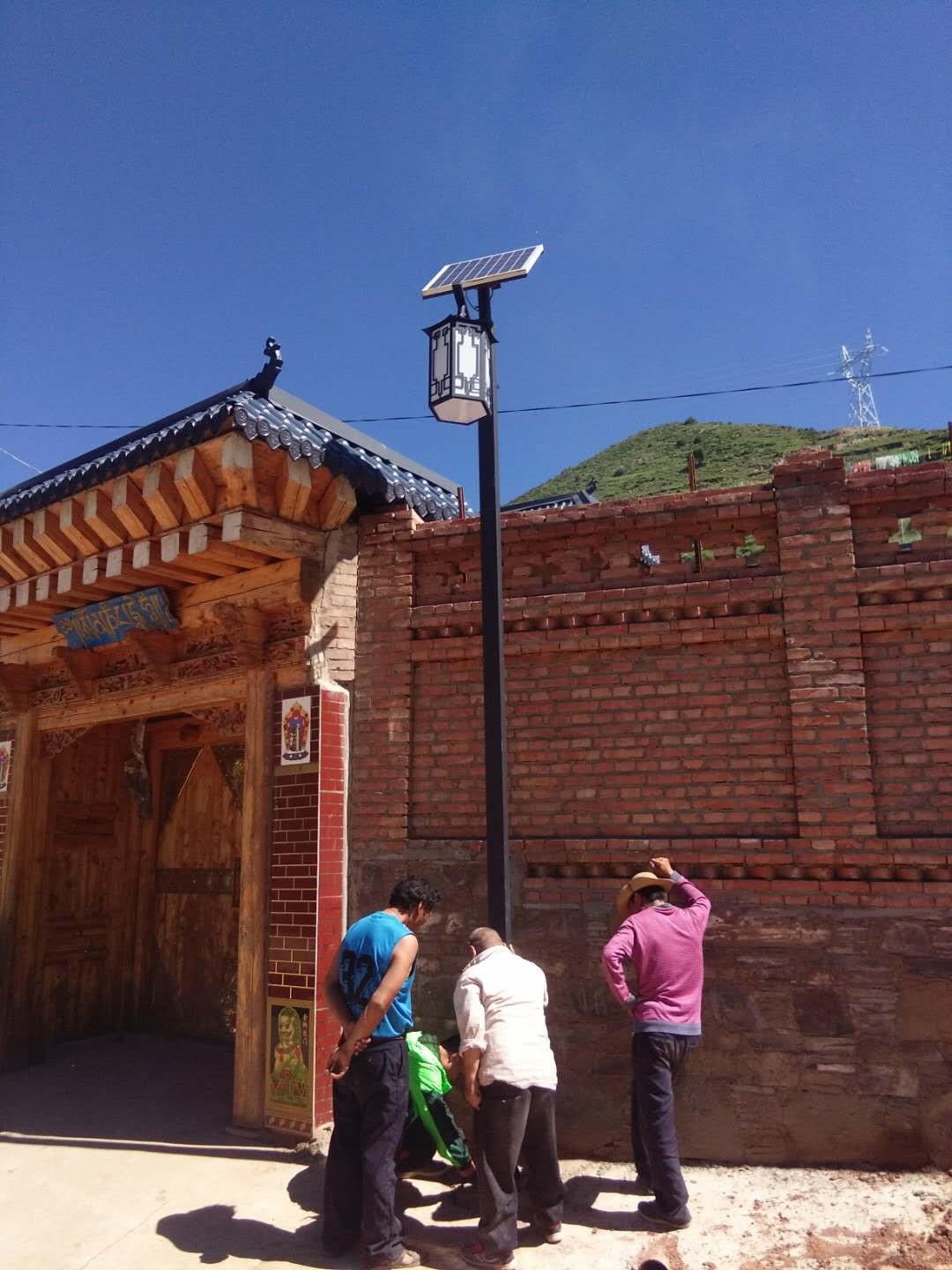 甘南藏族自治州-6米家用太陽能庭院燈安裝