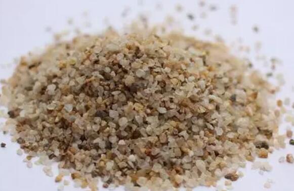 石英砂抛光磨砂后的作用和滤料的不同