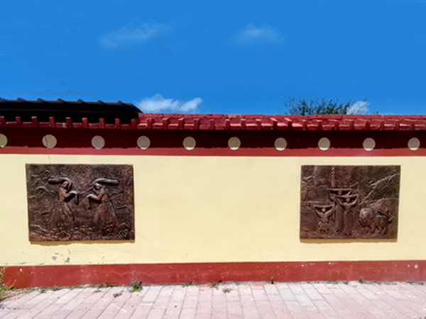 甘南藏族自治州玛曲县阿万仓村镇美化浮雕设计安装