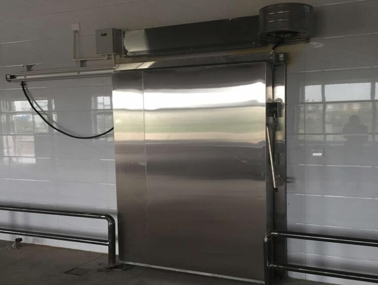 定西冷庫門廠家告訴冷庫門的作用是什么？