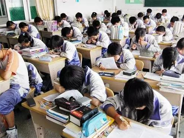 高考复读生报考限制