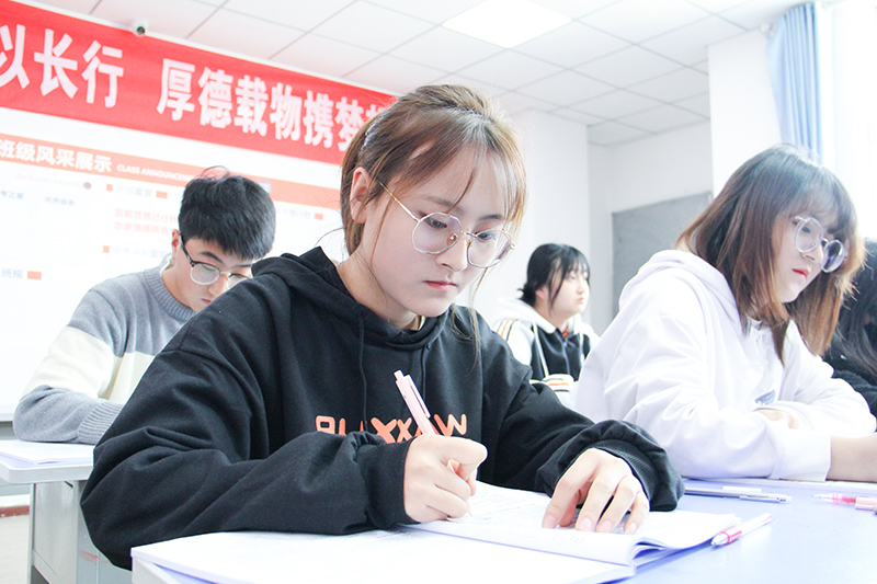 兰州高考复读学校