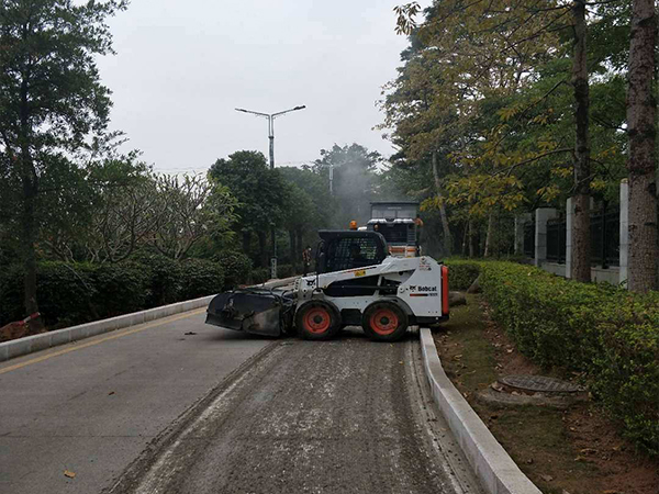 沥青路面铣刨