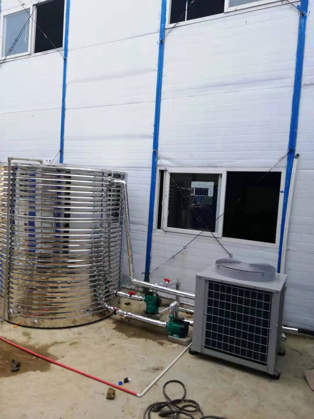 工地空氣能熱水器案例——建交貴黃高速項目部