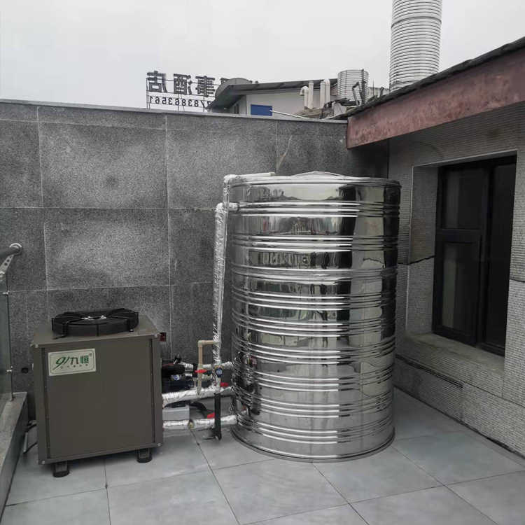 花溪別墅空氣能熱水器安裝案例