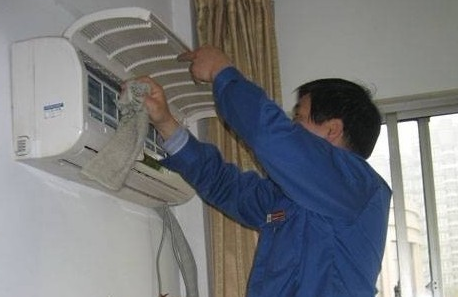 掛式空調如何清洗，貴陽空調清洗公司阿姨告訴你