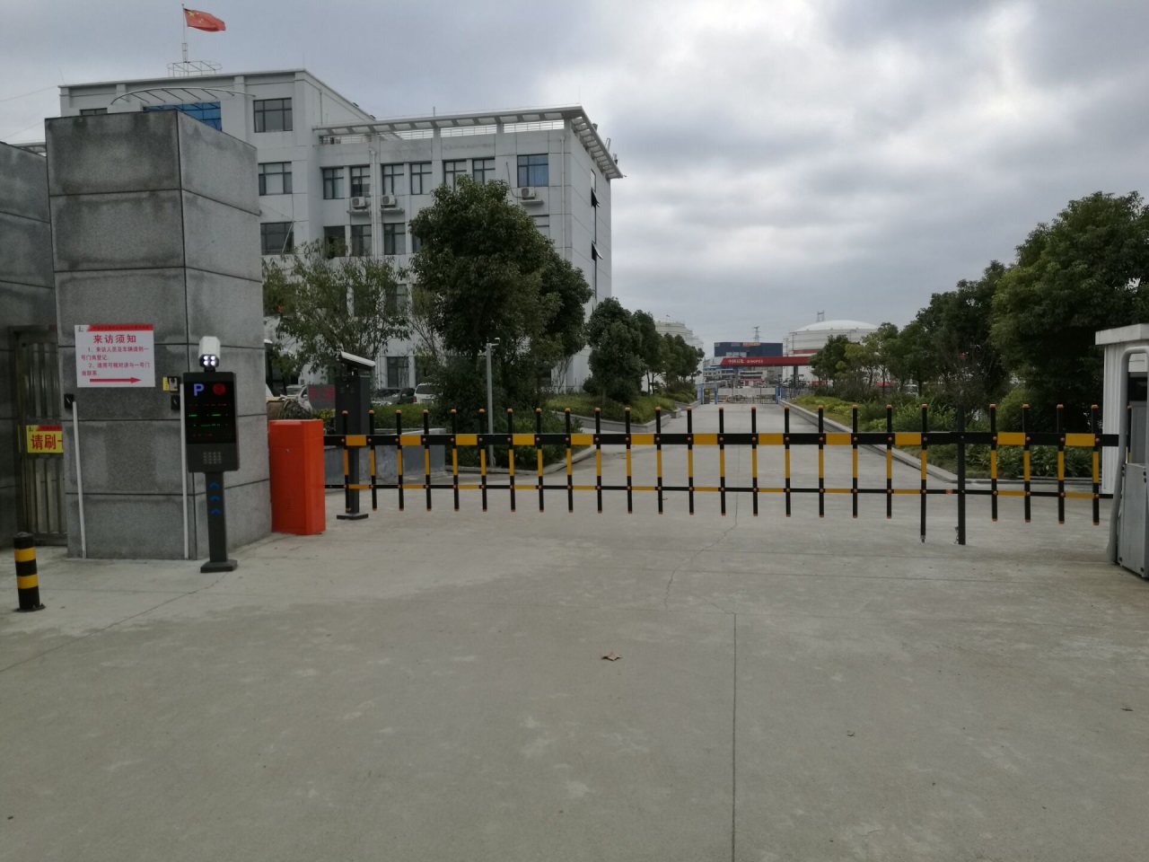 贵阳市家有在线人行通道闸