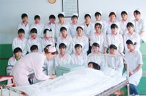 贵州高级护理专业学校浅析高级护理专业就业前景