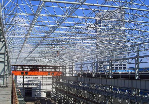 襄阳钢构公司分享高层钢结构建筑防火保护三大措施