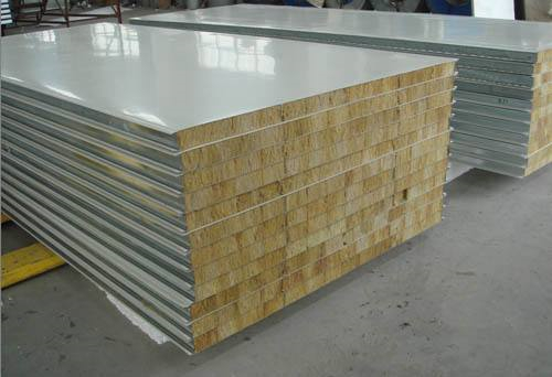 襄陽彩鋼板外墻板的施工方式