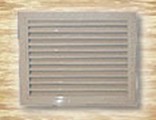 侧壁格栅式风口常用于洗漱间、卫生间的回风，电梯、管道口及检修口的装饰