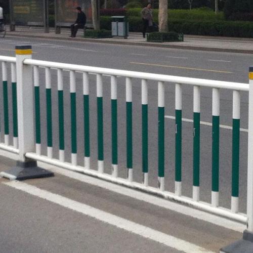 乌兰浩特/济南市政护栏施工时要注意哪些事项