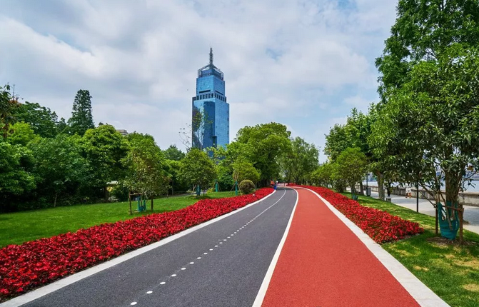 生态透水地坪——新型市政道路材料