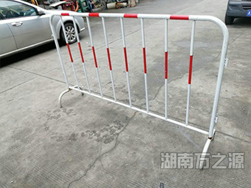 你知道使用市政防护栏有哪些作用意义吗？