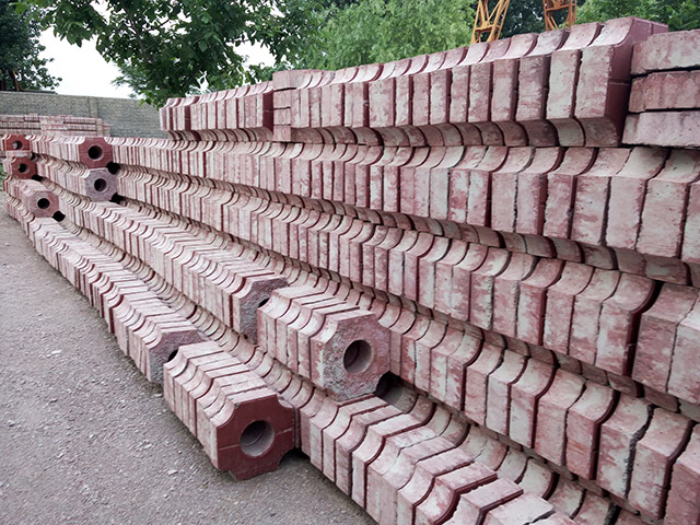 安阳县道板砖生产厂家就来和大家分享陶土手工砖施工方法