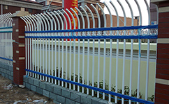 沈阳塑钢护栏厂讲述铁艺护栏的维护方法