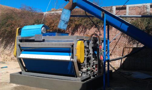 污泥带式压滤机在化工行业的广泛使用下的工作原理