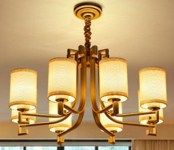 怎么选择新中式客厅吊灯的尺寸规则？中山吊灯厂家为大家总结经验。