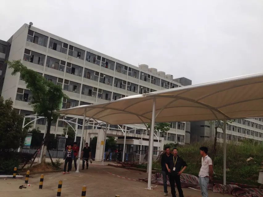 膜结构停车棚施工