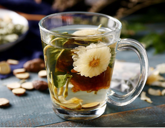 花茶批发简述炎热天气下该喝什么样的花茶？