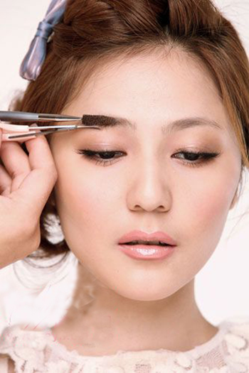 武汉化妆培训教你如何选择适合自己的眉形