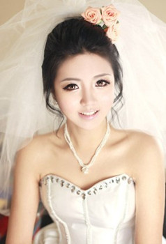 武汉经典化妆造型培训介绍最美新娘九大标准