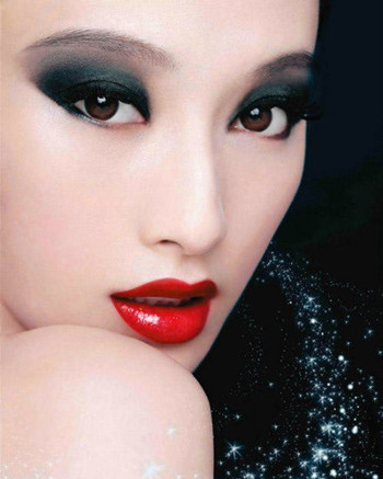 武汉彩妆培训让你的冬季妆容与众不同