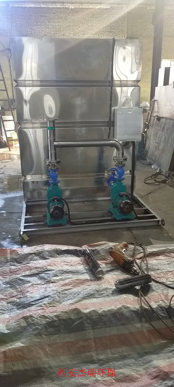 污水提升設備通過隔油池油水分離的技術過程很完善