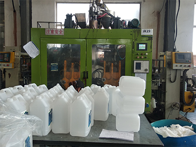 沈阳塑料桶告诉你从6大方面解析PE、PP、PS等原料做塑料桶时需掌握的吹塑工艺！